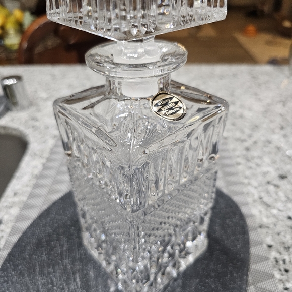 Sclarny Bohemia Crystal Glass Decanter - Picture 2 of 13